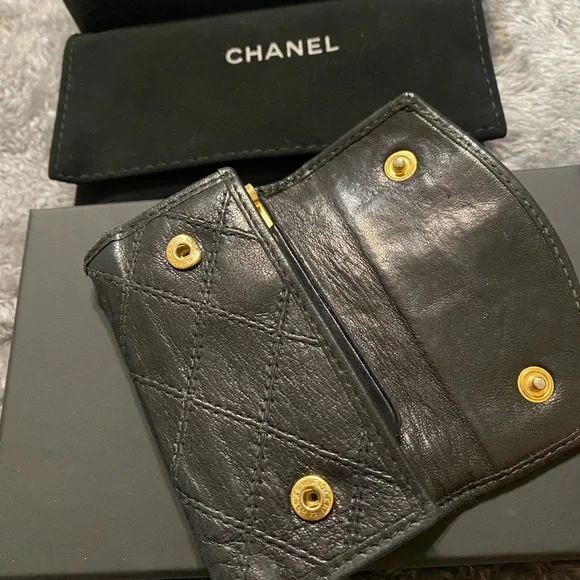 RARE CHANEL 6 key holder - Picture 5 of 15
